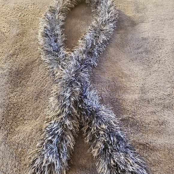 Scarf - Picture 3 of 3